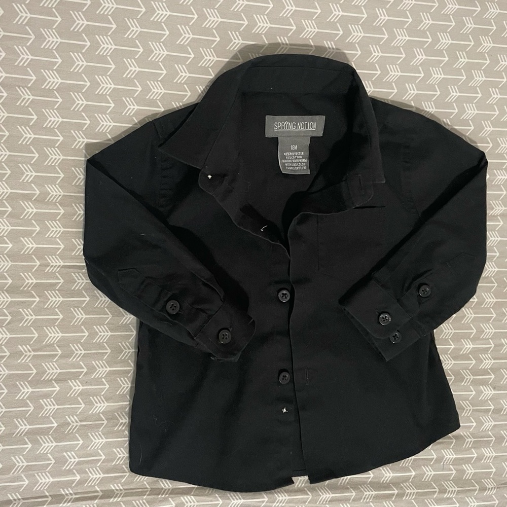 Black button down ♥️